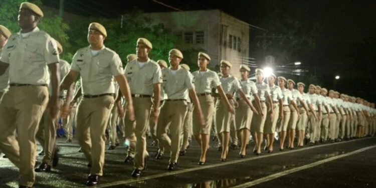 Governo da Bahia divulga resultado final do concurso para PM e Bombeiros