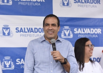 Prefeitura de Salvador inicia urbanização de canal com construção de praças e escadarias em Sete de Abril