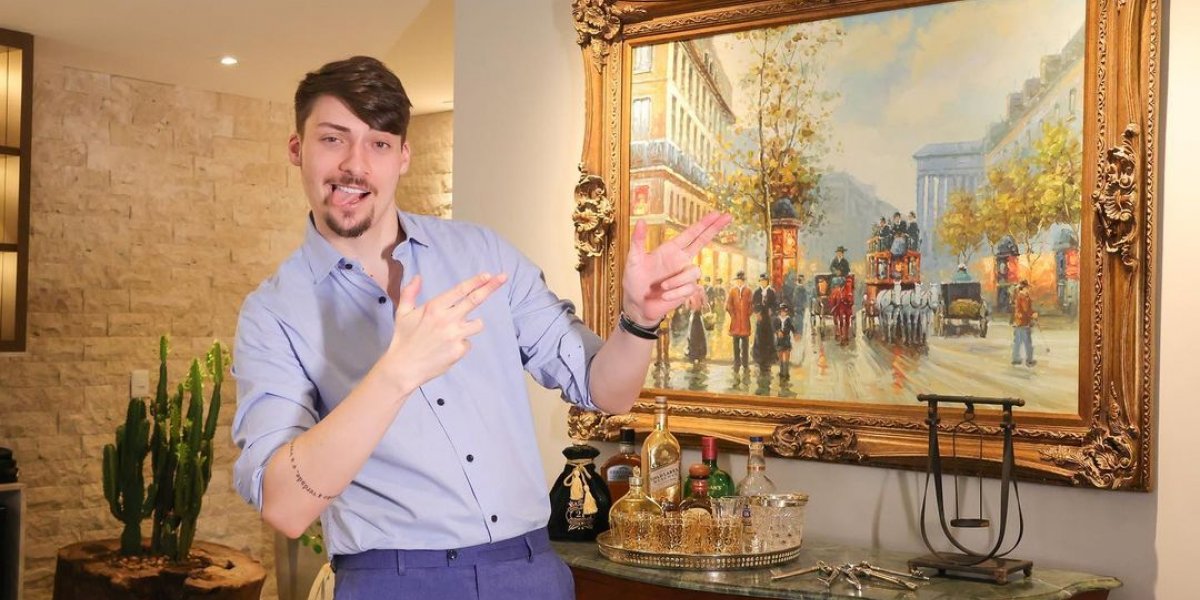 Suspeito no caso das joias, Bolsonaro apresenta extrato bancário ao STF