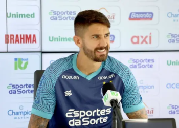 Everaldo volta a citar insatisfação com desempenho individual, mas projeta: “Vai melhorar”