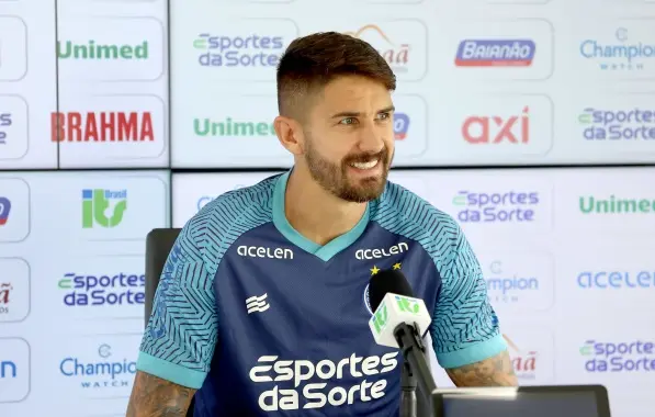 Everaldo volta a citar insatisfação com desempenho individual, mas projeta: “Vai melhorar”