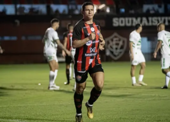 Recuperado, Osvaldo é confirmado na lista de relacionados para o jogo do Vitória contra o Atlético-GO