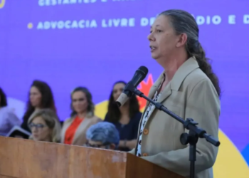 Ex-atletas lamentam saída de Ana Moser do Ministério do Esporte