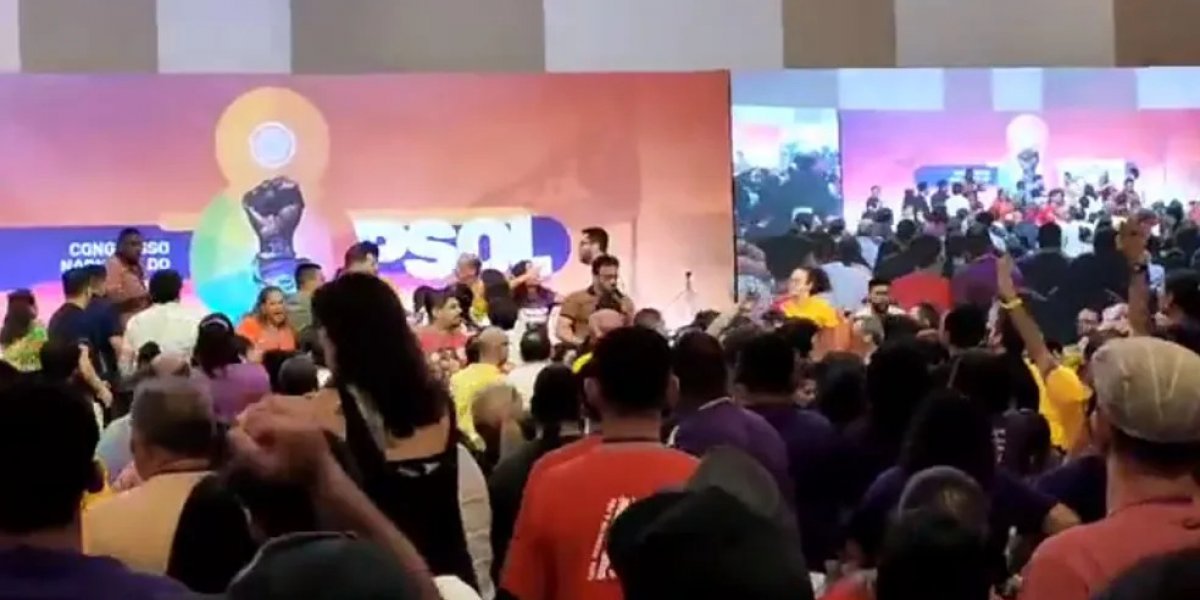 Membros do PSOL brigam em congresso do partido