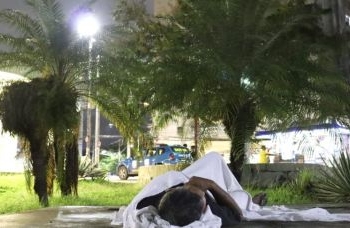 Governo cria pontos de higiene para população em situação de rua