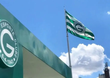 Goiás aprova novo estatuto, extingue o cargo de presidente e abre caminho para virar SAF