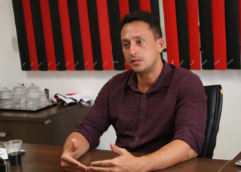 Ítalo Rodrigues projeta 2024 do Vitória e diz se quer Ba-Vi na Série A