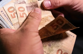 Comissão do Senado aprova redução de jornada sem corte no salário