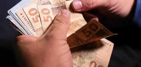 Comissão do Senado aprova redução de jornada sem corte no salário