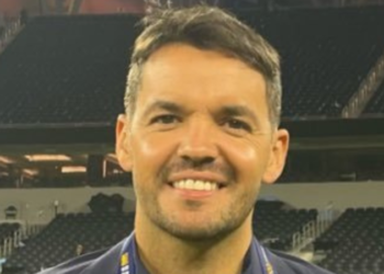 Após derrota no Mundial de Clubes, clube demite técnico: “Envergonhados”