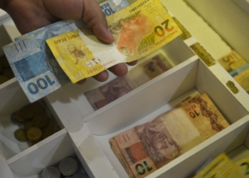 Novo salário mínimo entra em vigor nesta semana, relembre valor