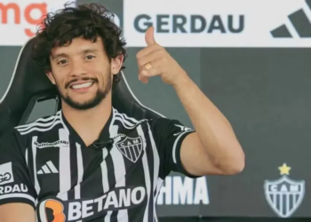 “Vontade de falar o que penso dele”, alega Scarpa sobre Willian Bigode