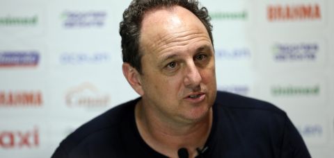 Rogério Ceni vai rodar o time do Bahia no Baianão