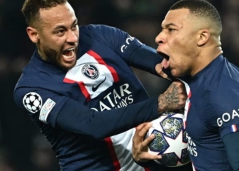 Neymar curte post com críticas a ex-clube e ex-companheiro, veja