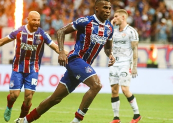 Deu tricolor! Bahia triunfa no segundo clássico do ano e segue forte no torneio