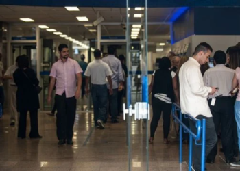 Advogados ganham direito a atendimento prioritário em agências bancárias de Salvador