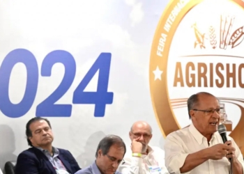 Alckmin defende diálogo com Congresso sobre desoneração da folha