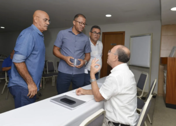“Pagando pra trabalhar”, diz presidente do sindicato dos rodoviários
