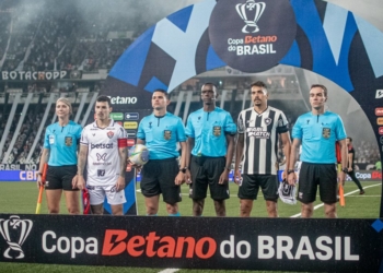 Vitória x Botafogo: Onde assistir, escalações e arbitragem