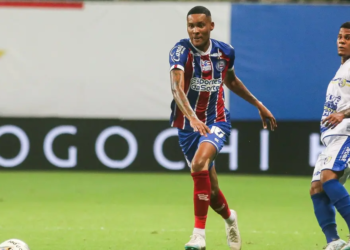 Bahia fecha empréstimo de Caio Roque para o Londrina