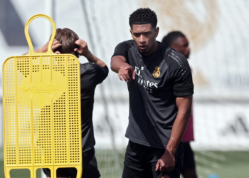 Jogar com Mbappé seria ‘muito bom’, admite Bellingham