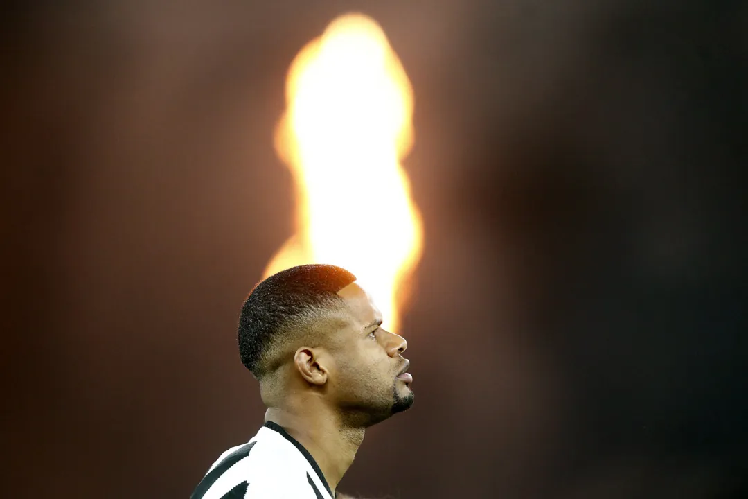 Com lesão grave, Junior Santos é desfalque certo contra o Bahia