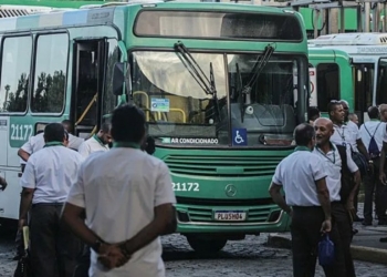Rodoviários realizam manifestação nesta sexta-feira (2) em Salvador
