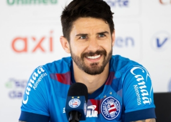 Everaldo afirma “não ligar” para críticas e celebra boa fase do Bahia