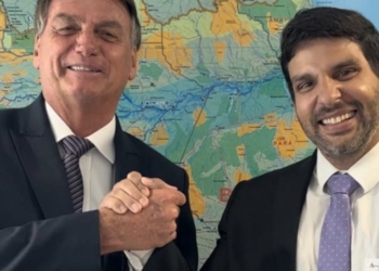 Bolsonaro surpreende e declara apoio a candidato de Salvador