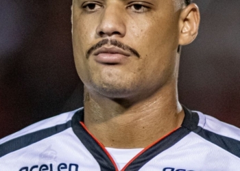 Vitória vence importante jogo contra Criciúma