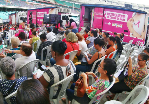 Governo do Estado abre Outubro Rosa com oferta de 40 mil mamografias