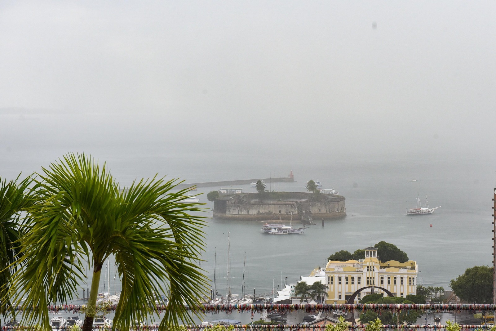 Salvador registra em uma semana quase 90% da chuva esperada para junho